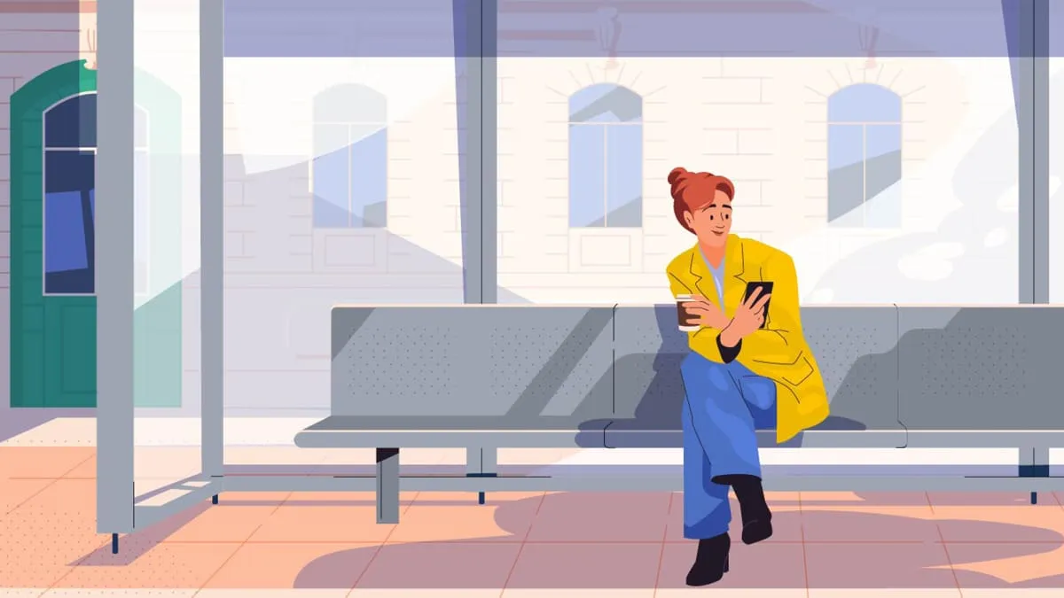 Illustrierte Frau im gelben Mantel sitzt mit Kaffeebecher und Smartphone an einer Haltestelle.